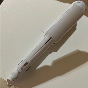 Conair White Hair Straightener